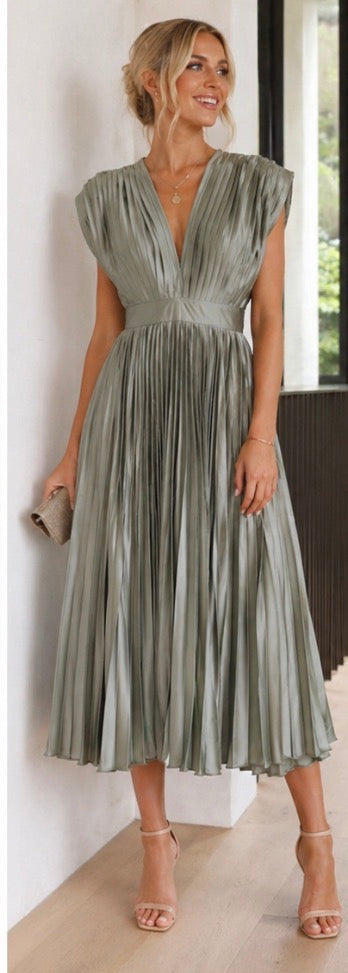 Marnie | Pleated V Neck Midi Dress