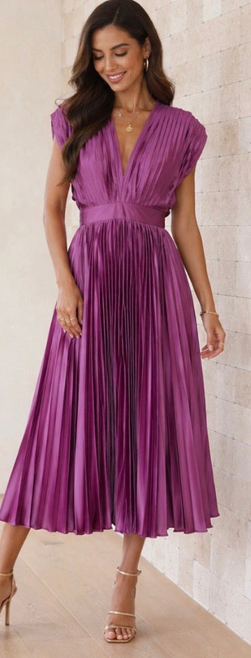 Marnie | Pleated V Neck Midi Dress
